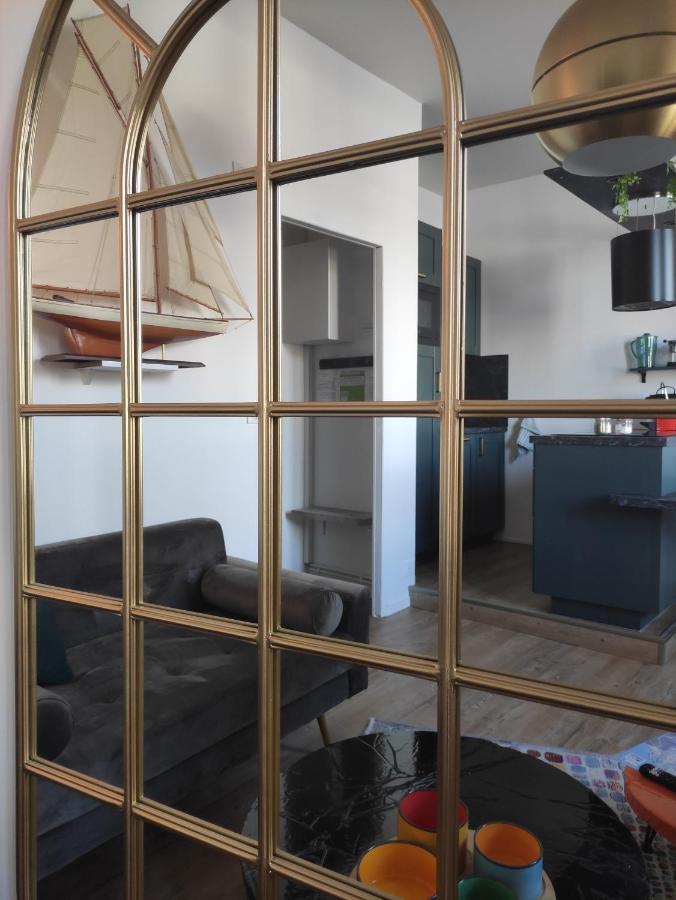 Le Reflet Des Voiles Face Au Port De Fecamp Apartment Bagian luar foto